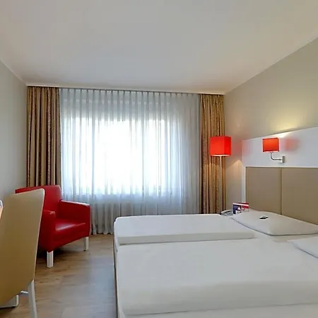 فندق Stuttgart By Tulip 3*