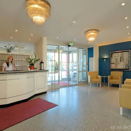 Отель Stuttgart By Tulip 3*