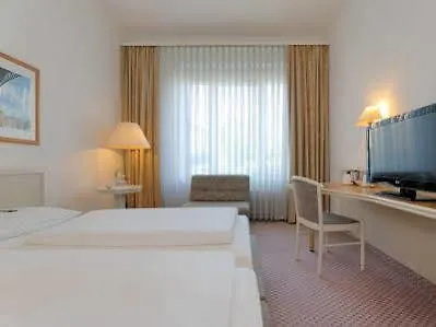 Отель Stuttgart By Tulip Зиндельфинген