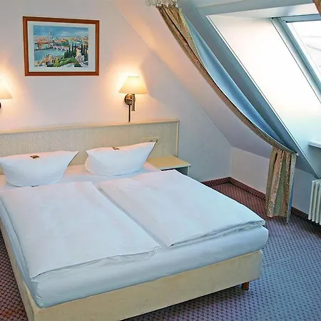 Stuttgart By Tulip 3*
