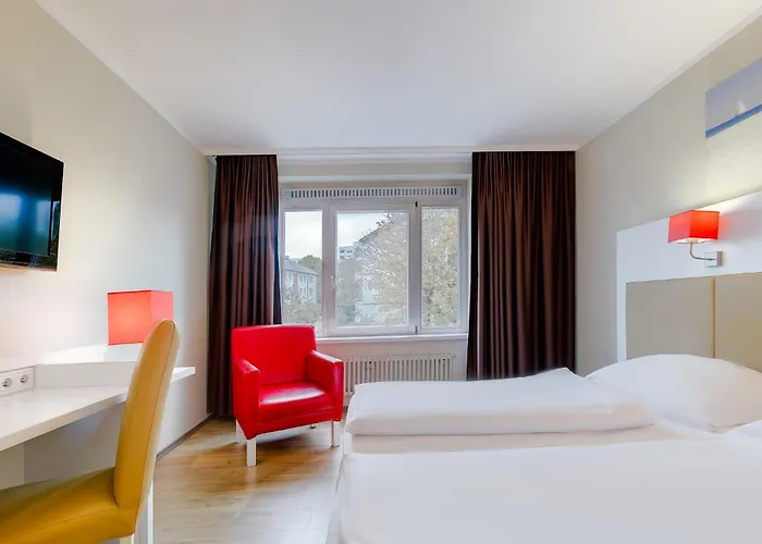 Stuttgart By Tulip Hotell 3*