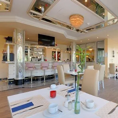 Stuttgart By Tulip Hotell